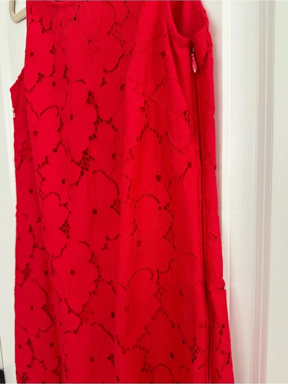 Banana Republic Vibrant Red Floral Lace Sleeveless Shift Dress - Americana - Picture 17 of 17